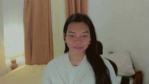 Snapshot of selena_fuckdoll chatting on 12-19-25, 03:35 Selena online show from 12-19-25, 03:35