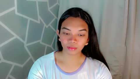 Selena online show from 04-23-26, 12:29