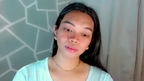 Selena online show from 04-25-26, 12:46