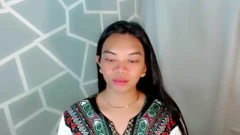 Selena online show from 05-17-26, 11:12