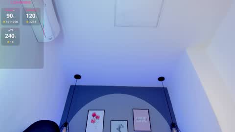 Selena online show from 10-12-25, 12:59