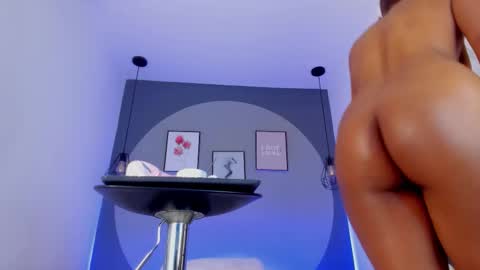 Selena online show from 10-13-25, 11:32