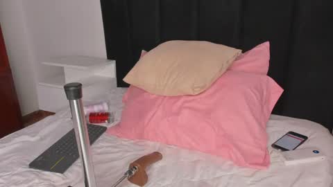  Selena  online show from 04-23-26, 12:34