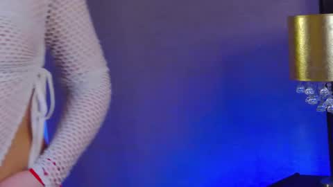 Snapshot of selenahanson chatting on 03-02-25, 04:28 SelenaHanson online show from 03-02-25, 04:28