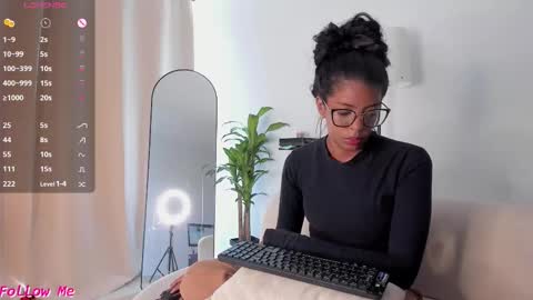 Snapshot of selenahoot chatting on 02-24-26, 02:59 Adriana3 online show from 02-24-26, 02:59