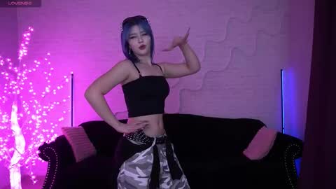 selenairis online show from 03-06-26, 03:25