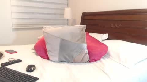 Selena online show from 12-03-24, 03:09