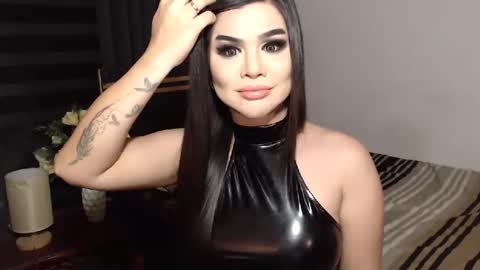 Snapshot of selenashemale chatting on 12-10-24, 01:11 Selena online show from 12-10-24, 01:11