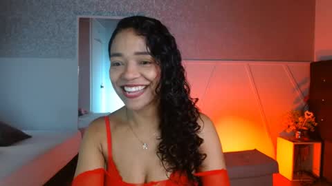 Snapshot of selene_bubble chatting on 05-31-26, 01:51 Selene online show from 05-31-26, 01:51