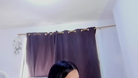 Snapshot of selene_king22 chatting on 09-17-25, 12:51 Alejandra online show from 09-17-25, 12:51