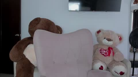 Alejandra  online show from 07-08-26, 01:59