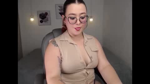 selene_rouse_ online show from 04-14-26, 11:33