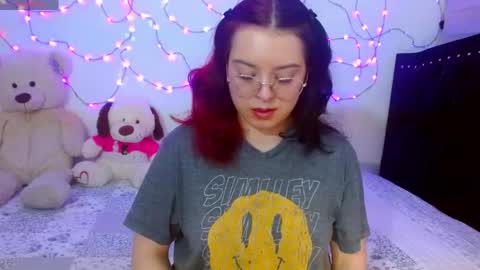 Selene G  online show from 04-18-26, 05:55