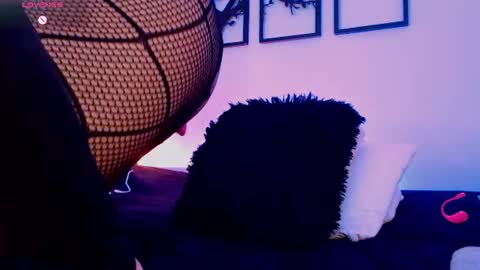 Selene online show from 06-16-26, 04:26