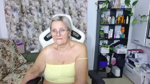 Snapshot of selenna57 chatting on 02-24-25, 09:41 Selenna online show from 02-24-25, 09:41