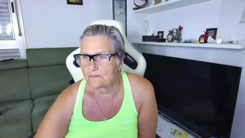 Selenna online show from 06-18-26, 05:28