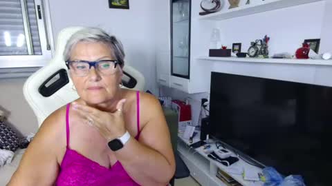 Selenna online show from 06-21-26, 05:04