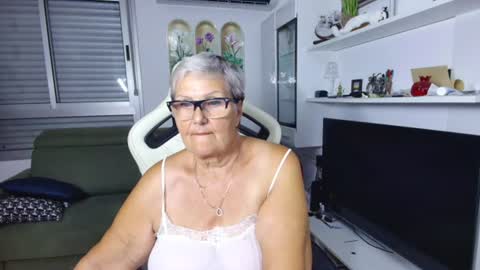 Selenna online show from 07-19-26, 05:16