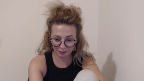 Selenna online show from 10-10-25, 07:35