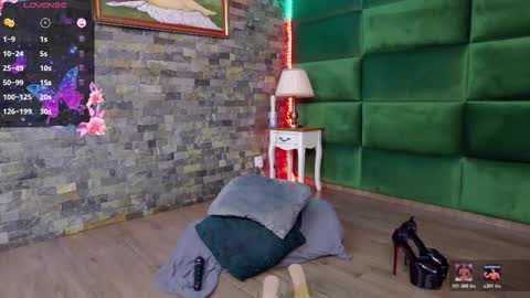 Selen online show from 03-04-26, 07:53