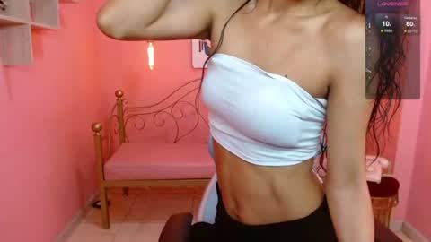 Snapshot of seleny_fitness chatting on 06-26-26, 11:25 Mayte online show from 06-26-26, 11:25