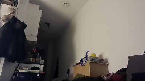 Snapshot of selfiepicdump chatting on 03-04-25, 09:18 Julian Kinky Bi-guy online show from 03-04-25, 09:18