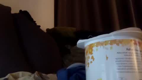 Julian Kinky Bi-guy online show from 12-21-25, 12:01