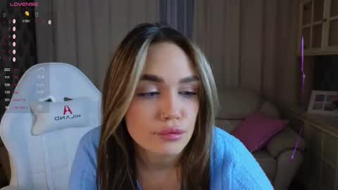 Snapshot of selfish_ashley chatting on 02-20-25, 05:07 Eve online show from 02-20-25, 05:07