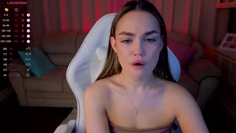 Snapshot of selfish_ashley chatting on 02-27-25, 01:38 Eve online show from 02-27-25, 01:38