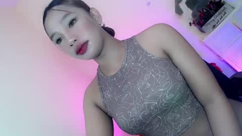 Snapshot of selfsuckercum69 chatting on 06-19-26, 11:25 Jessy online show from 06-19-26, 11:25