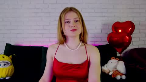 SelinSwarovski online show from 02-15-25, 04:34