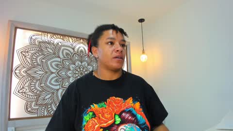 Snapshot of selket_ chatting on 01-09-25, 11:03 Selket online show from 01-09-25, 11:03