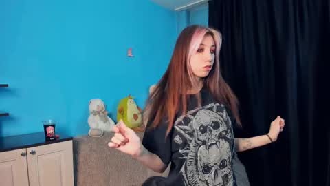 Mindy online show from 12-21-24, 03:14