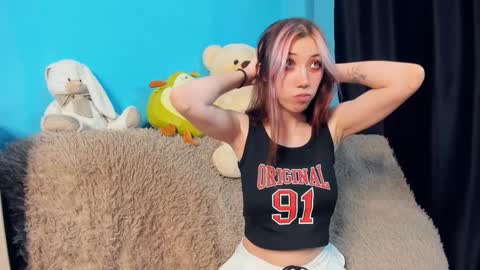 Mindy online show from 12-24-24, 06:44