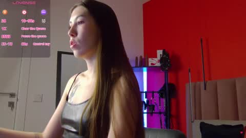 Nicole online show from 04-15-26, 01:45