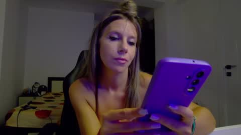 Snapshot of sellena_angel chatting on 07-12-26, 09:17 sellena_angel online show from 07-12-26, 09:17