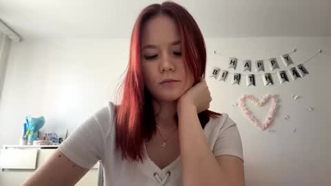 Snapshot of selmacalumag chatting on 04-18-26, 10:52 Lily online show from 04-18-26, 10:52