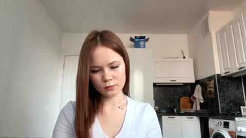 Lily online show from 06-18-26, 06:02