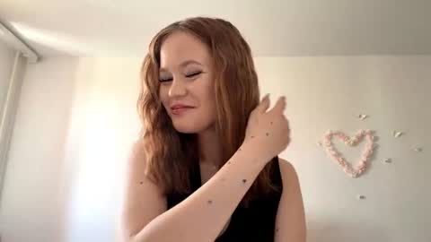 Lily online show from 06-26-26, 05:12