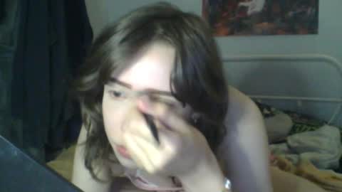 Snapshot of sendforesme chatting on 10-18-25, 12:02 goddess esme online show from 10-18-25, 12:02