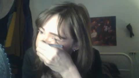 Snapshot of sendforesme chatting on 02-15-26, 01:02 goddess esme online show from 02-15-26, 01:02