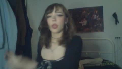 Snapshot of sendforesme chatting on 03-07-26, 01:13 goddess esme online show from 03-07-26, 01:13