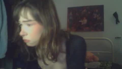 Snapshot of sendforesme chatting on 03-08-26, 12:52 goddess esme online show from 03-08-26, 12:52