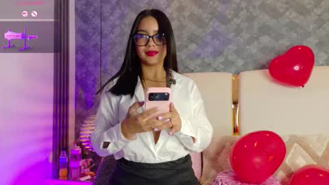 Sennia online show from 02-04-26, 01:50