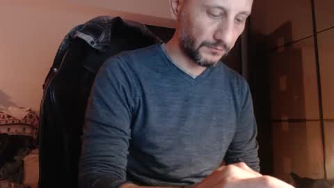 Snapshot of senorneby chatting on 01-12-26, 06:13 senorneby online show from 01-12-26, 06:13