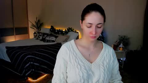 sensitiveheartt online show from 12-14-25, 07:29