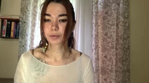 sensual_kitten_ online show from 12-05-25, 11:52