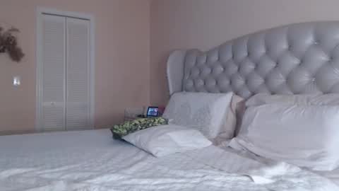 V online show from 02-23-25, 02:51