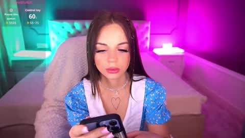 Snapshot of sensualalicee chatting on 11-26-25, 07:31 sensualalicee online show from 11-26-25, 07:31