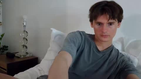 Cam online show from 11-27-25, 06:15